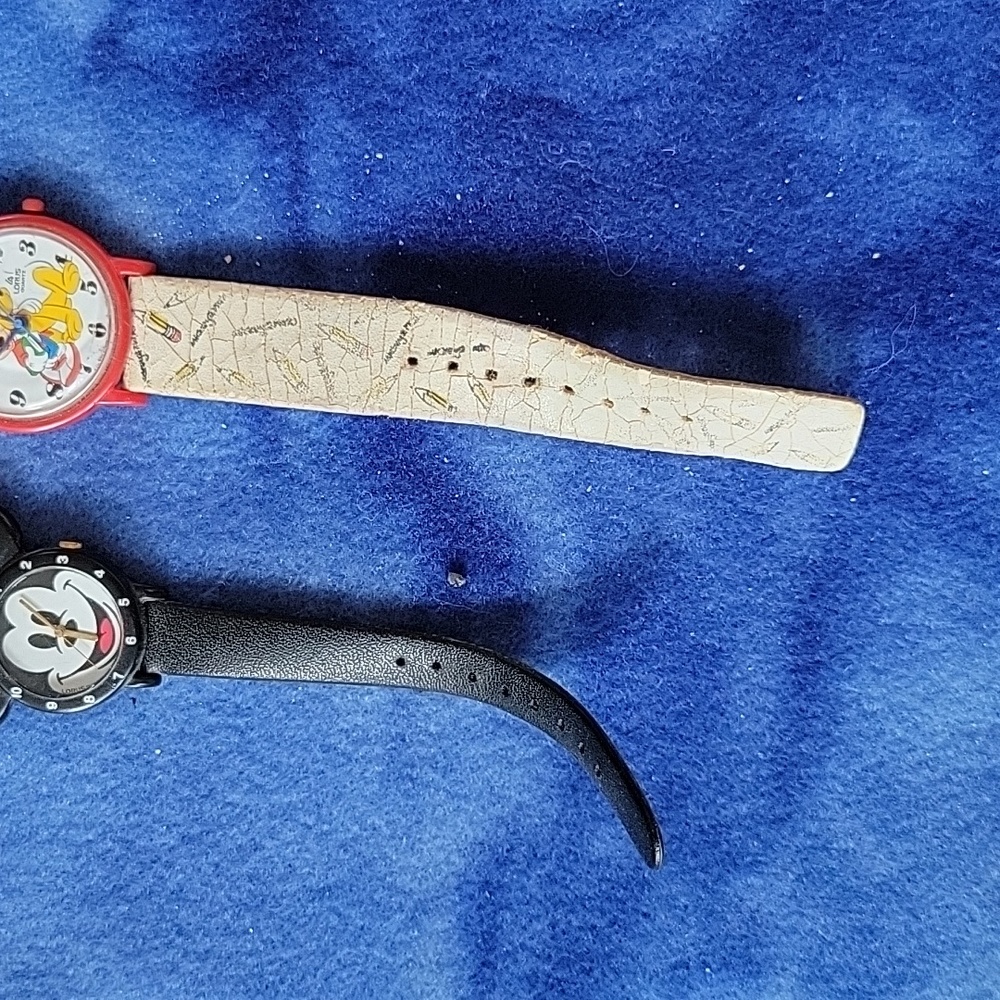 Lot of 2 Disney Watches by Lorus - Picture 2 of 5